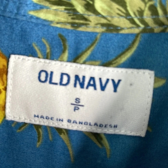 5/$25 OLD NAVY Mens Pineapple Print Button Down Shirt Blue Short Sleeve S - Picture 7 of 10